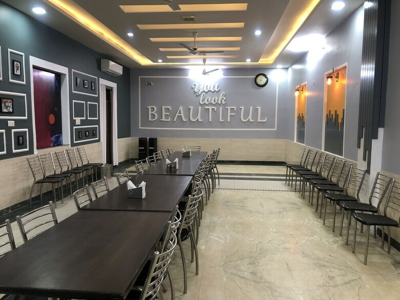 Hotel Kumkum Palace