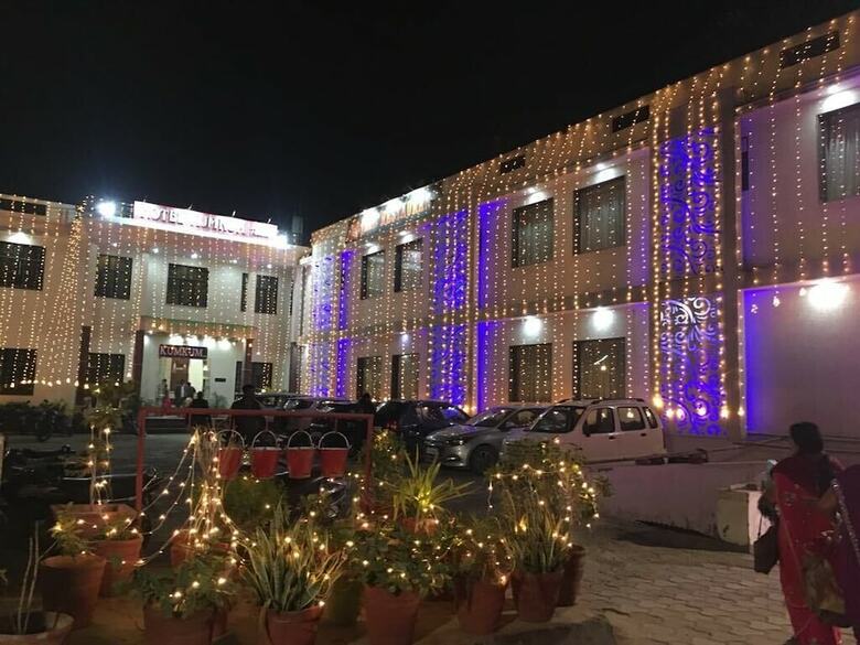 Hotel Kumkum Palace