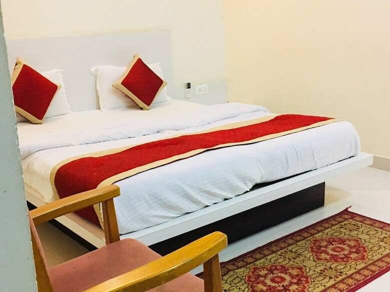 Hotel Kumkum Palace