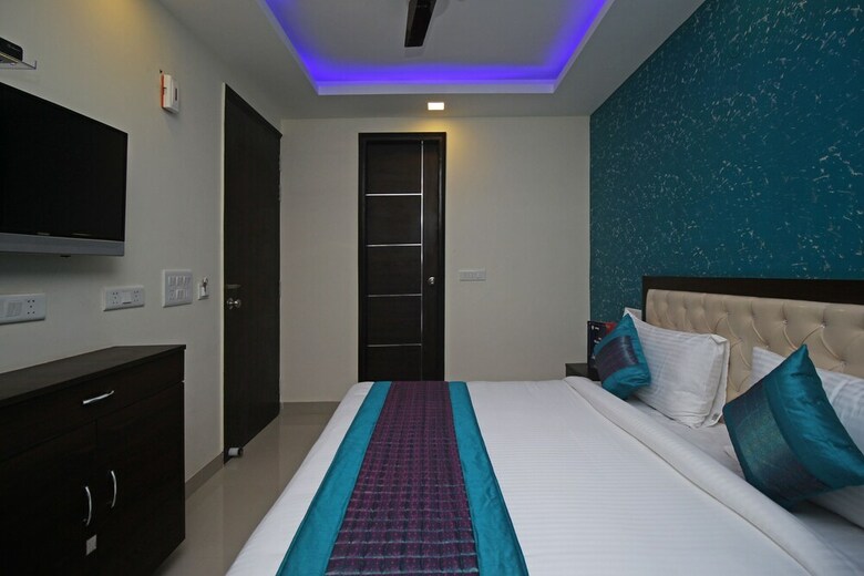 Hotel Tourist Palace