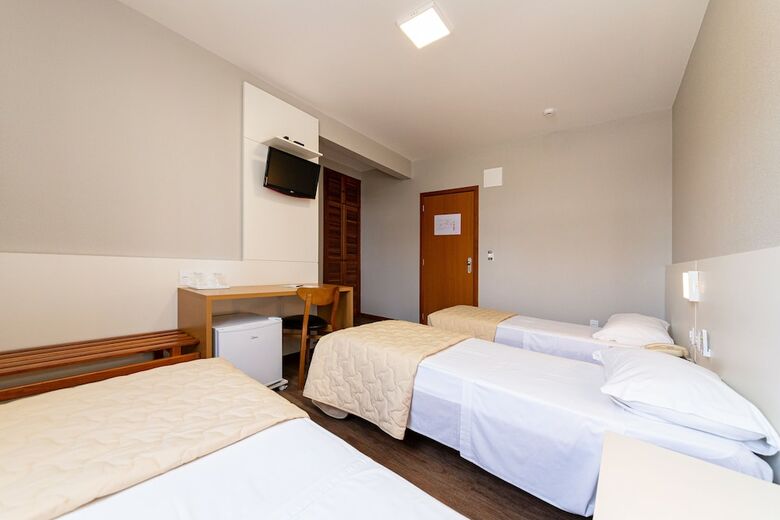 Hotel Lunes