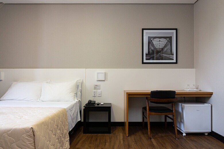 Hotel Lunes
