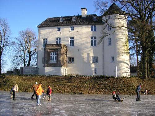 Hotel Burg Boetzelaer