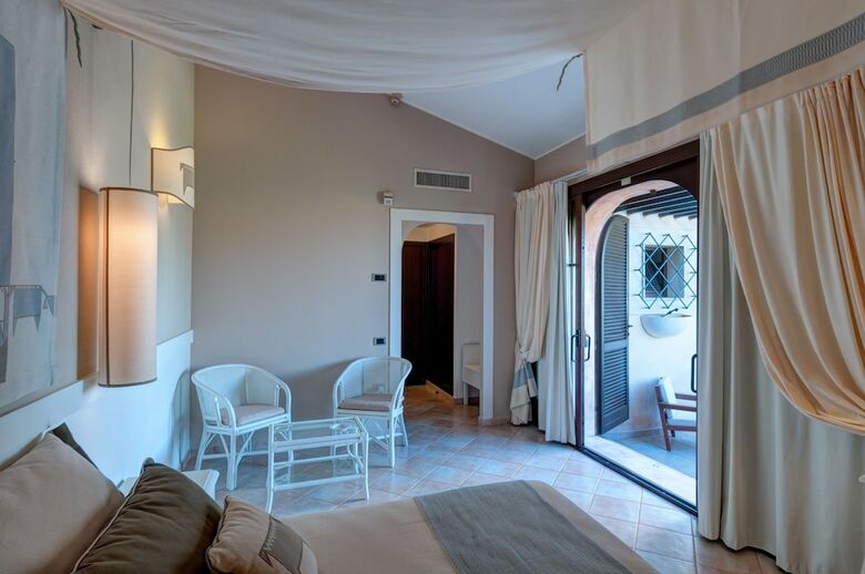 Hotel Baia Di Nora