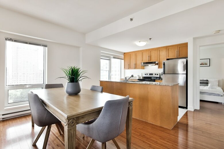 Montreal Convention Center Apartments