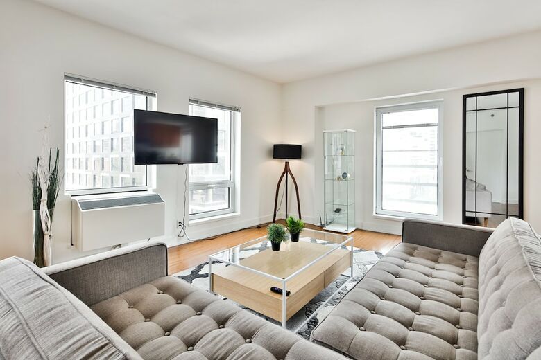 Montreal Convention Center Apartments