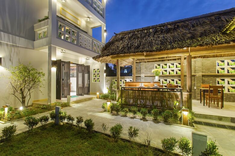 Hotel Hoi An Corn Riverside Villa