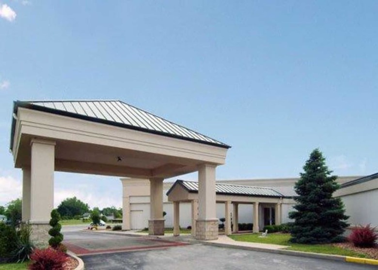 Hotel Quality Inn And Conference Center