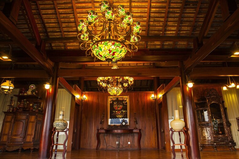 Hotel Saigon Riverside Retreat