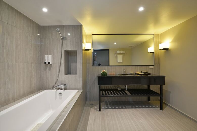 Tinidee Hotel At Bangkok Golf Club