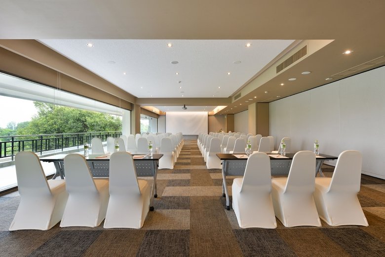 Tinidee Hotel At Bangkok Golf Club