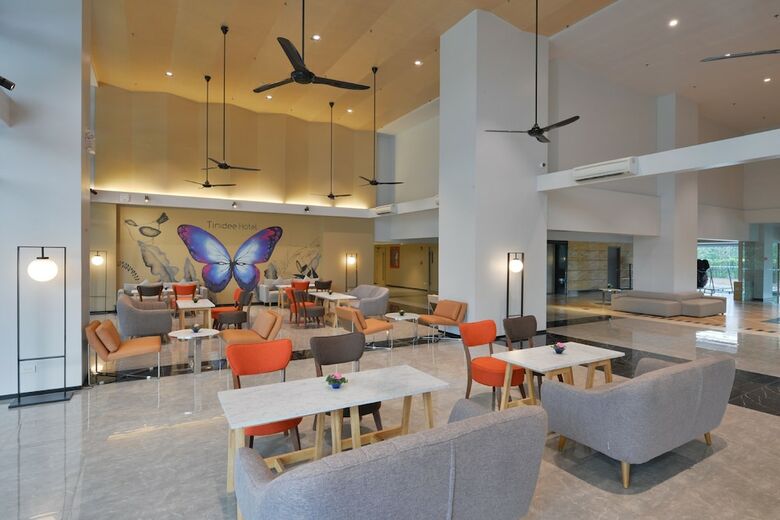 Tinidee Hotel At Bangkok Golf Club