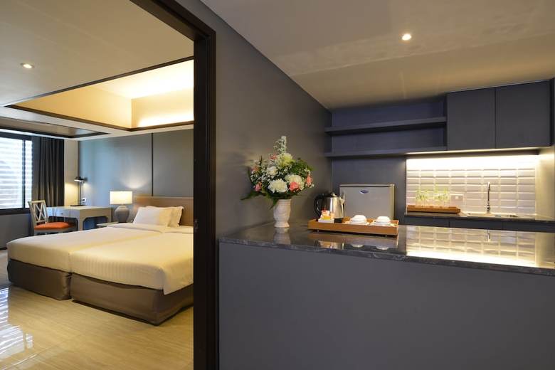 Tinidee Hotel At Bangkok Golf Club