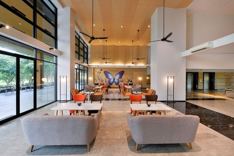 Tinidee Hotel At Bangkok Golf Club