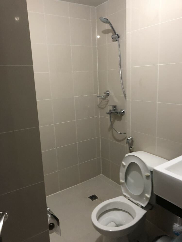 Cubao Manhattanheights Unit 4q Tower D