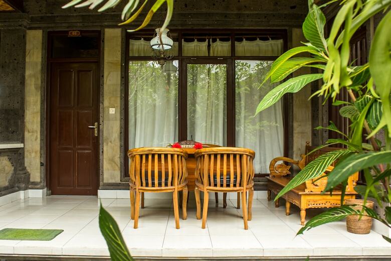 Bed & Breakfast Bisma Jaya Bungalow