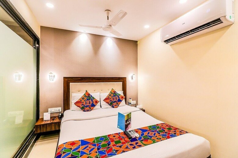 Hotel Garden Creek Residency