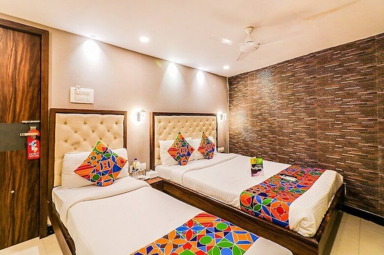 Hotel Garden Creek Residency