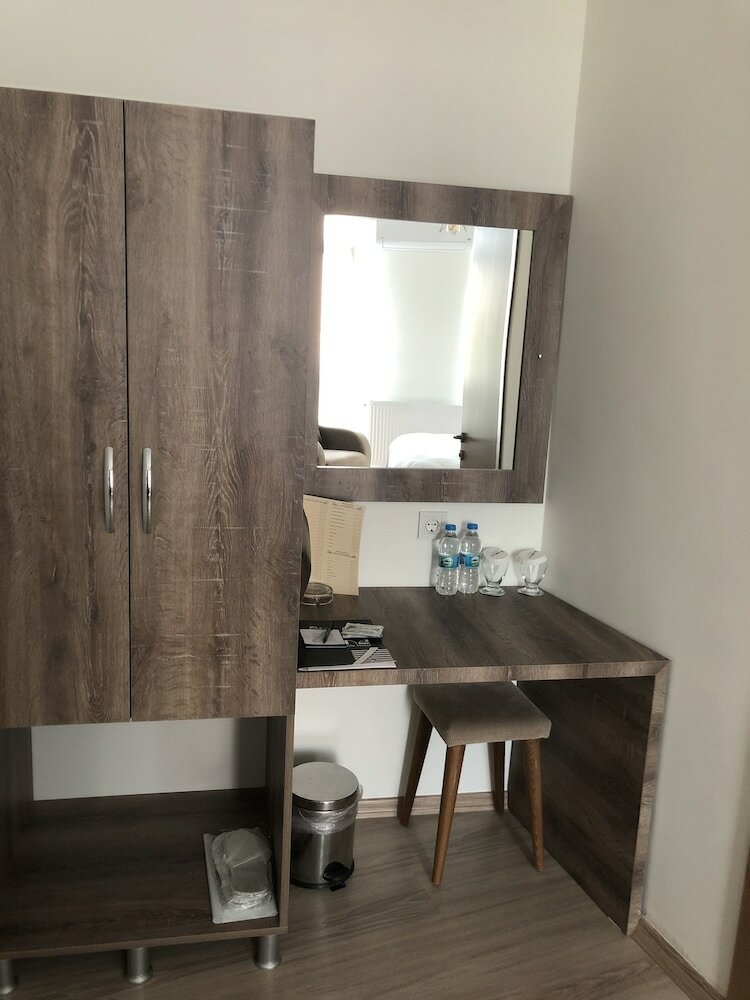 Bed & Breakfast Line Suite Hotel