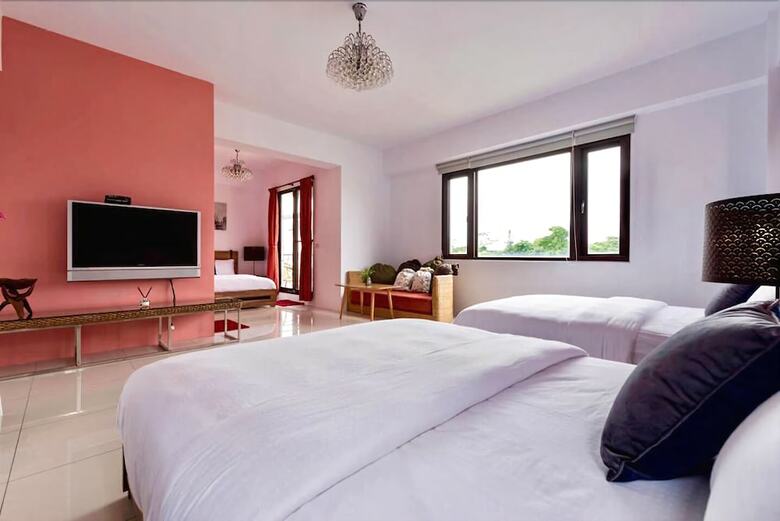 Bed & Breakfast Annong White House