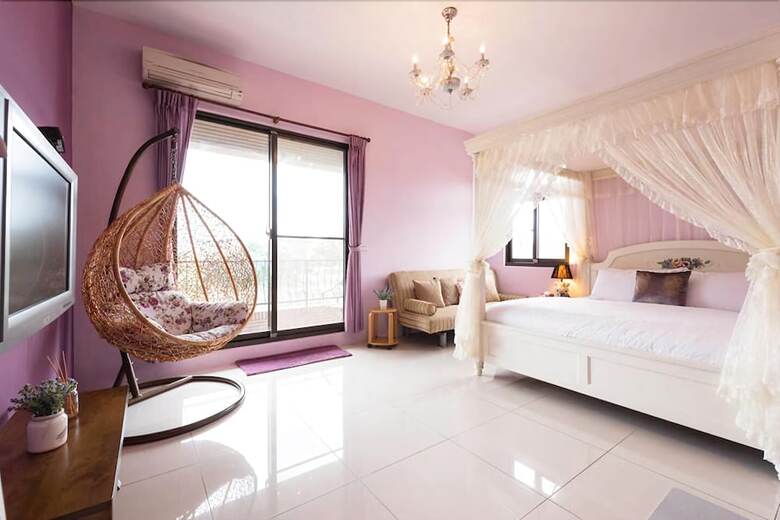 Bed & Breakfast Annong White House