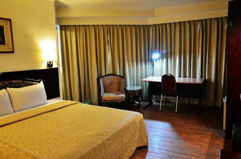 Family Hotel- Linsen