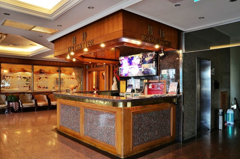 Family Hotel- Linsen
