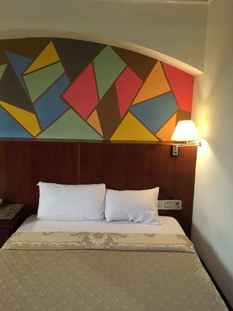 Family Hotel- Linsen