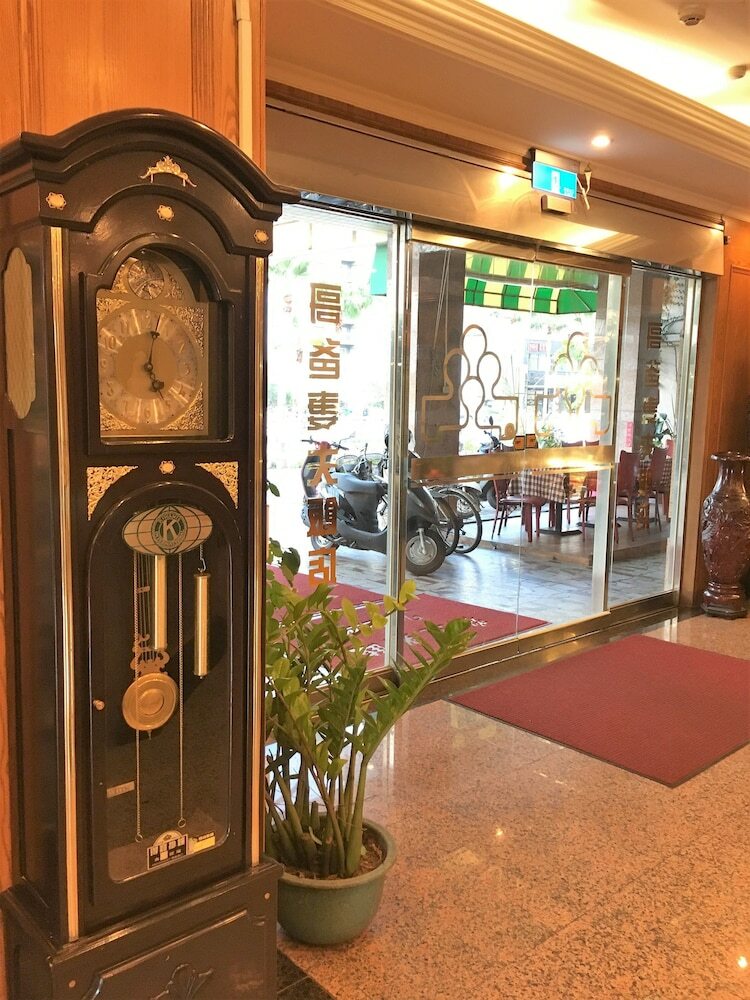 Family Hotel- Linsen