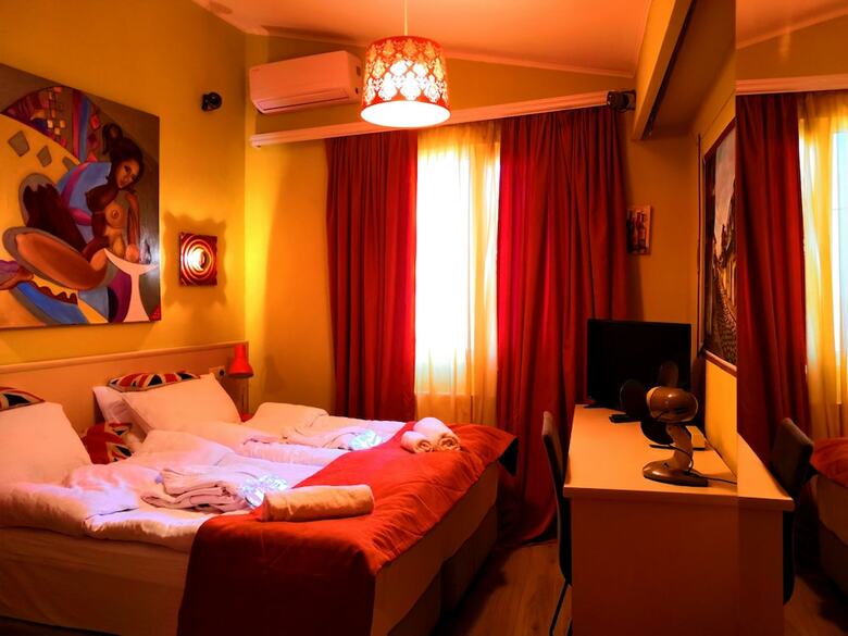 Hotel Piano Borracho