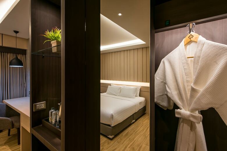 Nadee 10 Resort & Hotel
