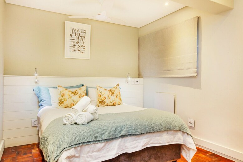 Sea Point Kingsgate Apartment