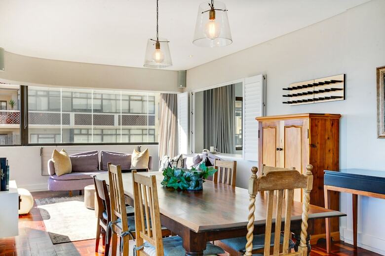 Sea Point Kingsgate Apartment