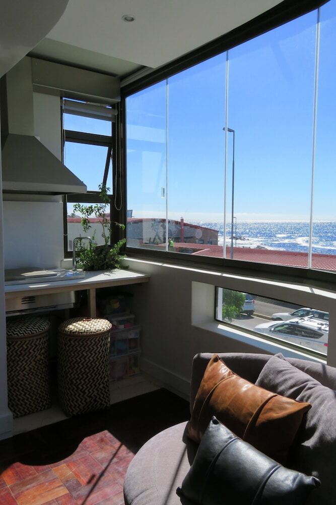 Sea Point Kingsgate Apartment