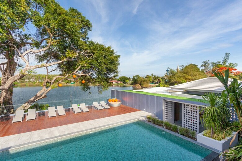Hotel The Lake Chalong Resort