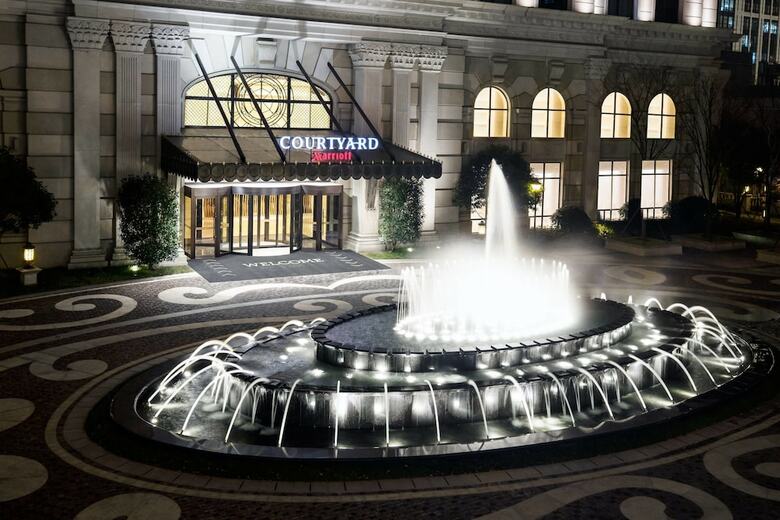 Hotel Courtyard By Marriott Shanghai Changfeng Park