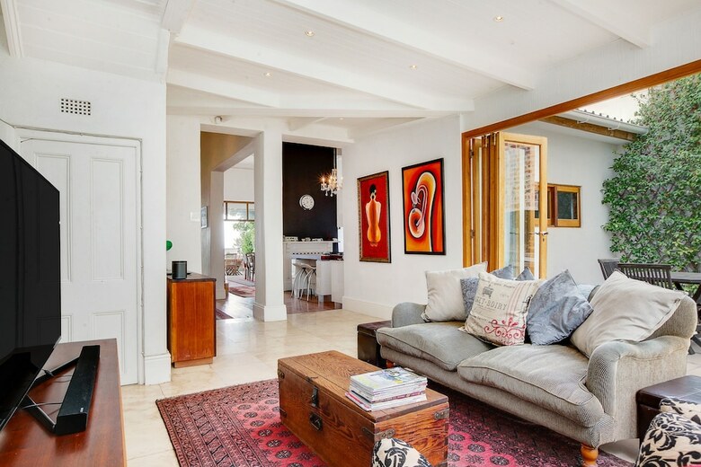 Victorian House On The Atlantic Seaboard
