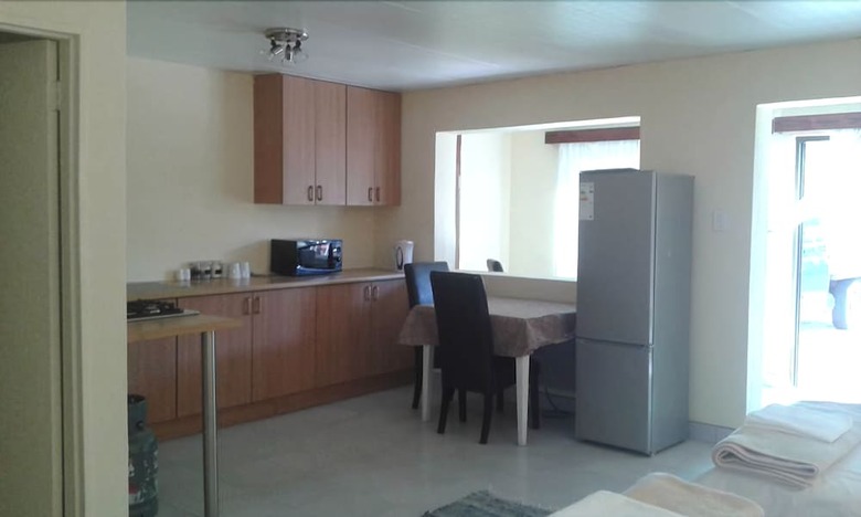 Hotel Pioneers Self Catering