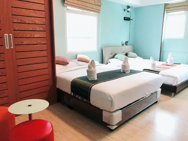 Hotel Tawan Bed Club