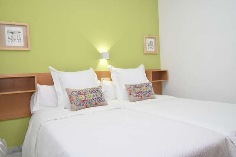 Granada Toro Apartment