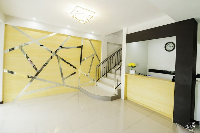 Hotel Happy Home Budgetel