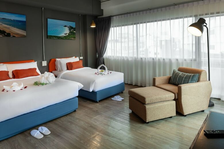 Hotel 7days Premium Pattaya