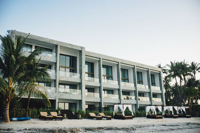 Hotel The Beach Samui