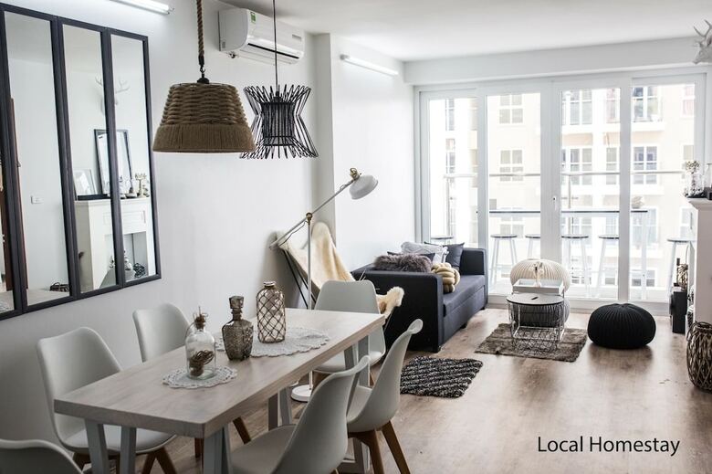 Hotel Local Homestay