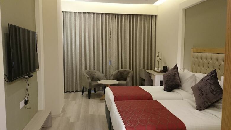 Mango Hotels Naveen