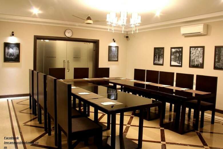 Hotel Larish Residency