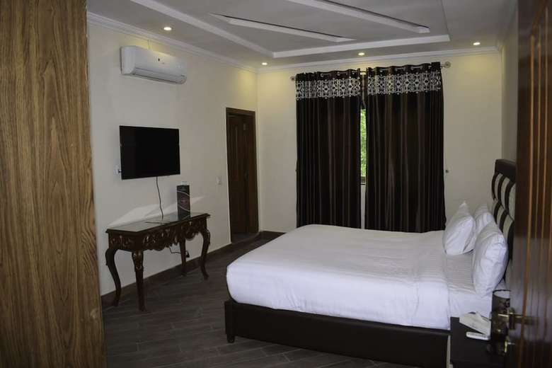 Grand Millennium Hotel Lahore