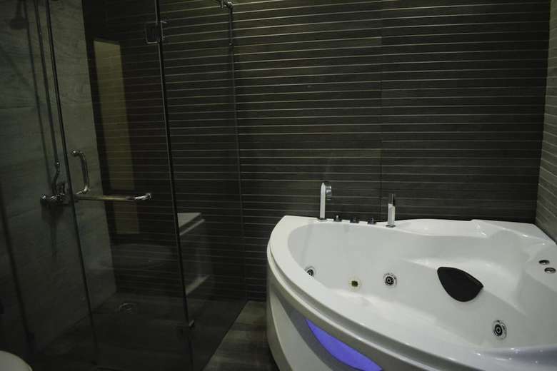 Grand Millennium Hotel Lahore