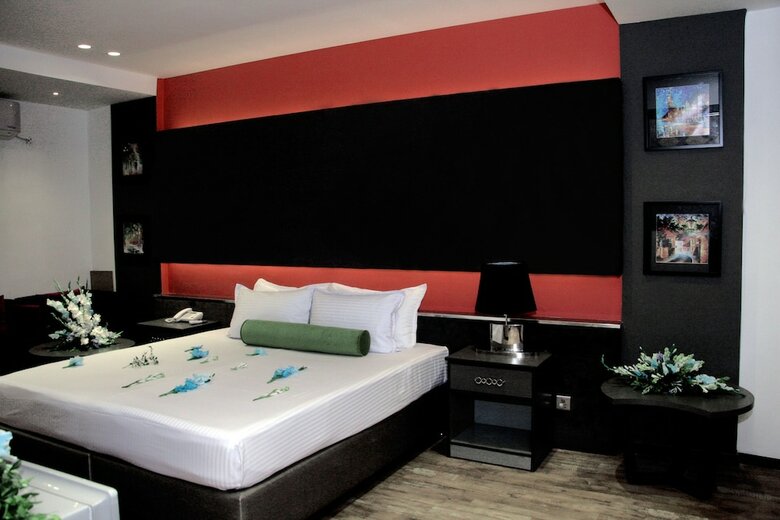 Hotel Platinum