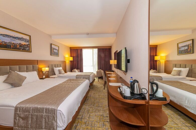 Elotte Palace Hotel